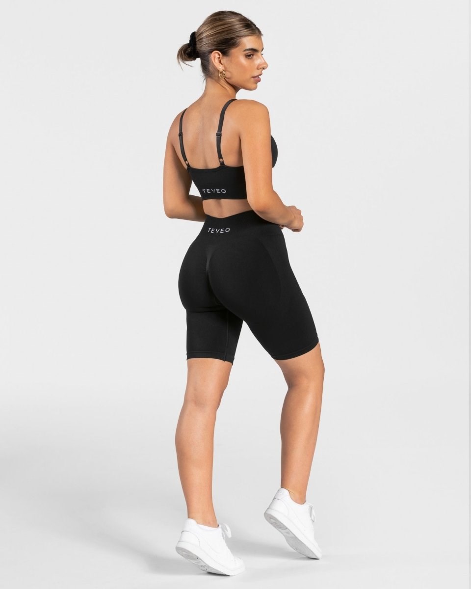 TEVEO Charming Scrunch Shorts Čierne | 283967-RWV