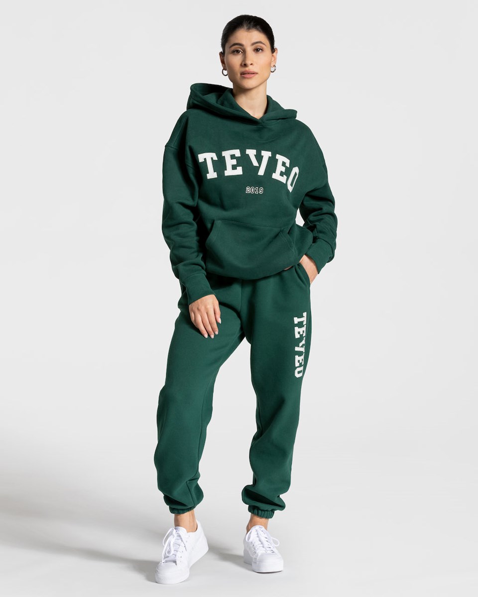 TEVEO College Oversized Jogger Tmavo Zelene | 738942-DQG