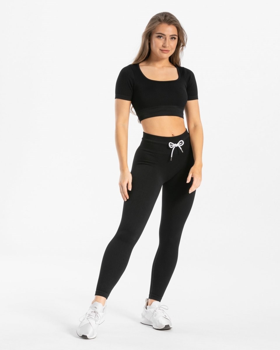 TEVEO Rebrovaný Crop Top Čierne | 352704-XEK
