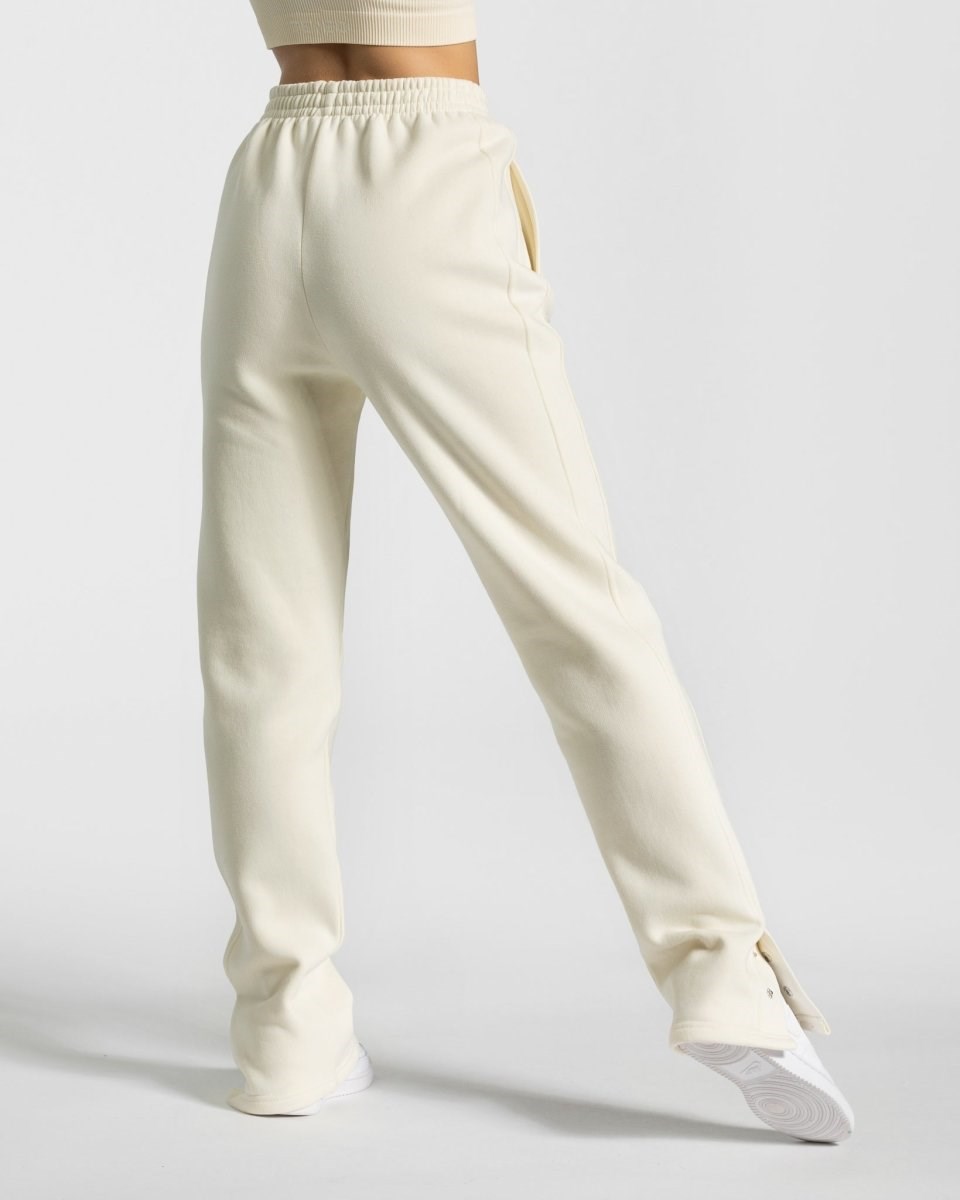 TEVEO Sassy Slit Jogger Ivory | 486320-KSO