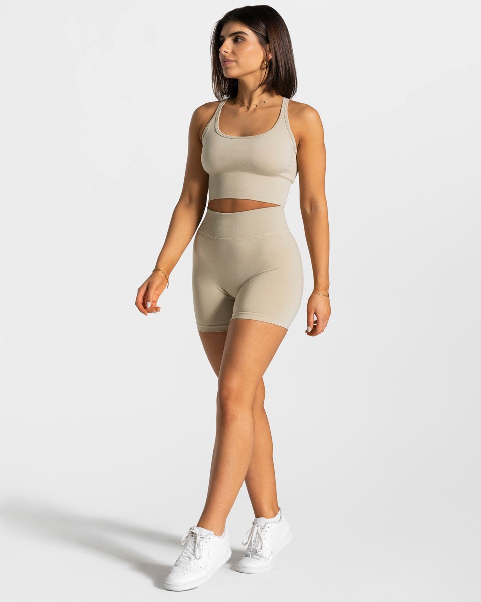 TEVEO Statement Scrunch Shorts Sand | 792431-IGY